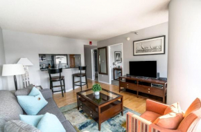 Spacious Apt Downtown - BIL-1607